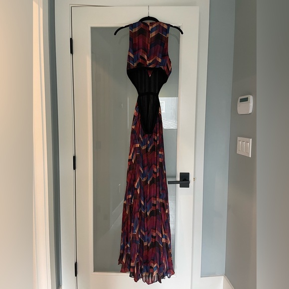 Bash maxi dress with colored pattern. Amazing cut, opened on the rib cage & back - Picture 2 of 9